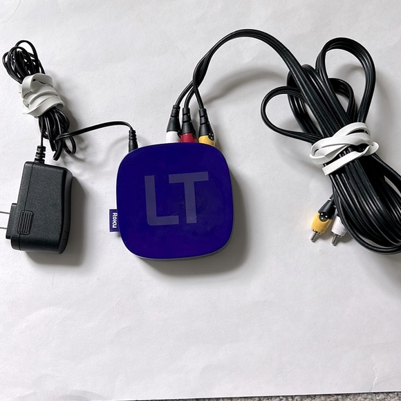 ROKU LT 2450X Streaming for TV-power &  HDMI cords-Remote Control-all included! - Picture 1 of 6